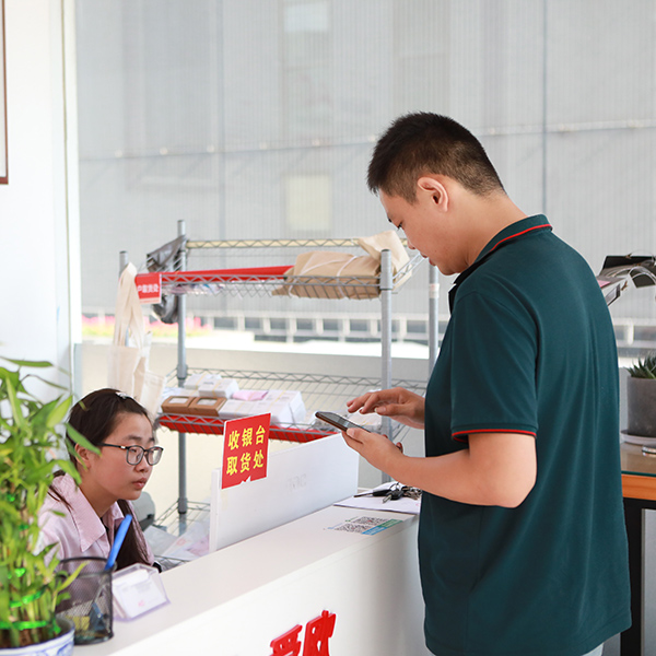 和印愛(ài)歐圖文快印精度高，逼真效果不懼挑剔